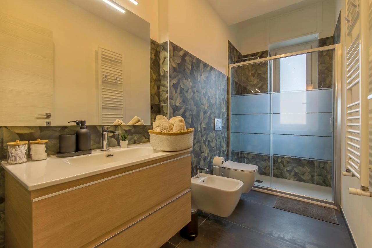Modern & Bright 2 Bedroom Flat 50M From M4 Stop Milán Exterior foto