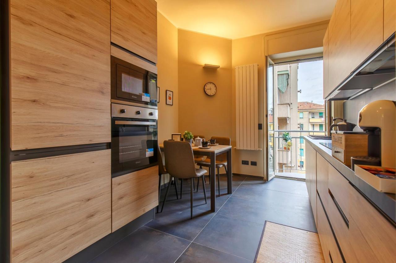 Modern & Bright 2 Bedroom Flat 50M From M4 Stop Milán Exterior foto