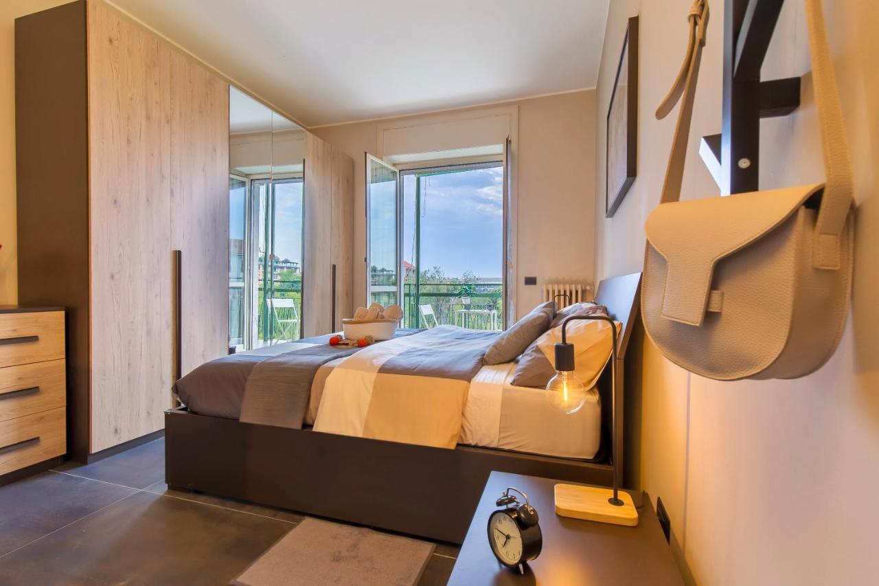 Modern & Bright 2 Bedroom Flat 50M From M4 Stop Milán Exterior foto