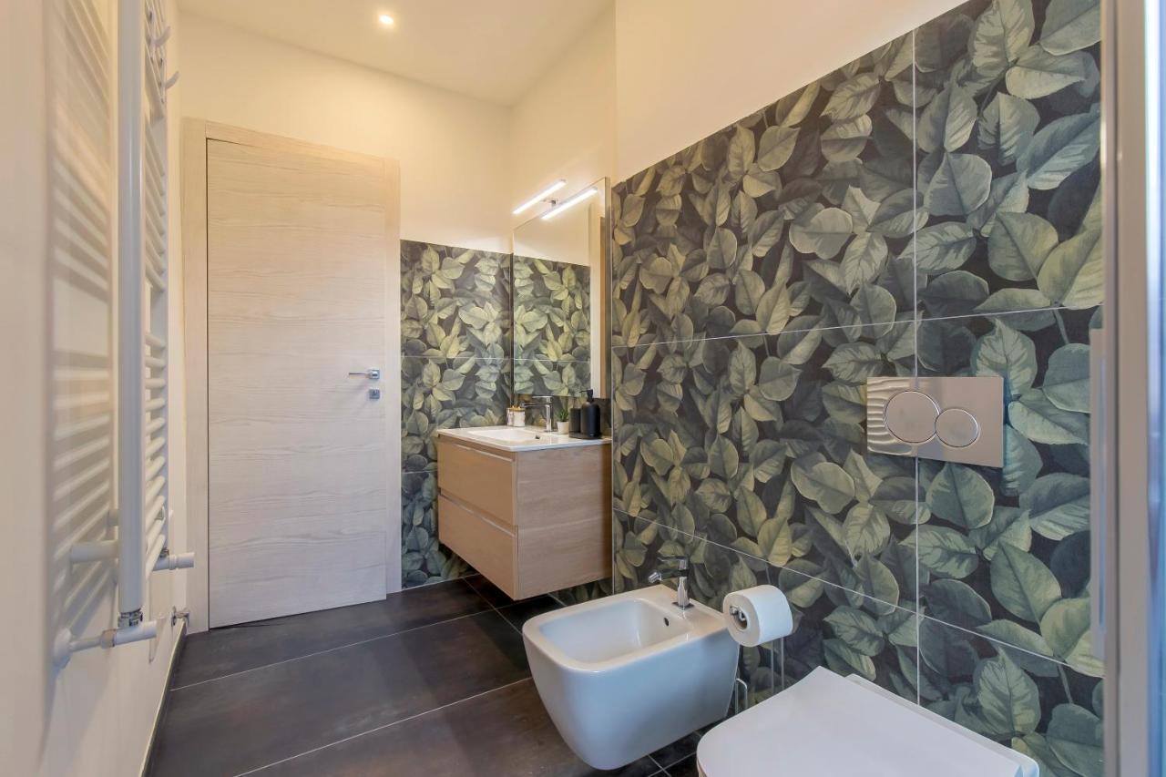 Modern & Bright 2 Bedroom Flat 50M From M4 Stop Milán Exterior foto